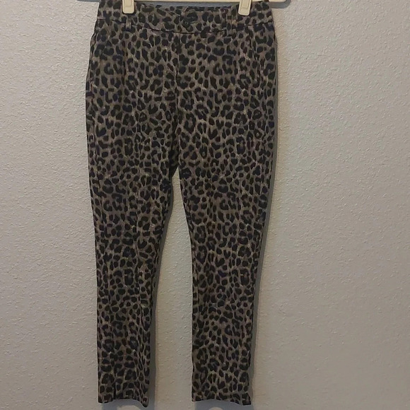 CAbi Leopard Soft Stretch Knit Trousers Size 2 Pants Mobwife Cheetah - Picture 3 of 7